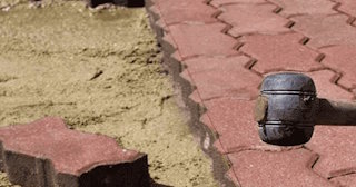 Укладка плитки на песок в Малоярославце в октябре