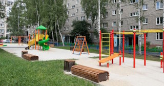 Благоустройство детской площадки во дворе от 1965 руб. в Малоярославце