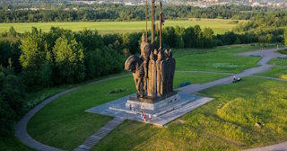 Благоустройство памятников в Малоярославце от 931 руб. – компания ТротуарнаяПлитка